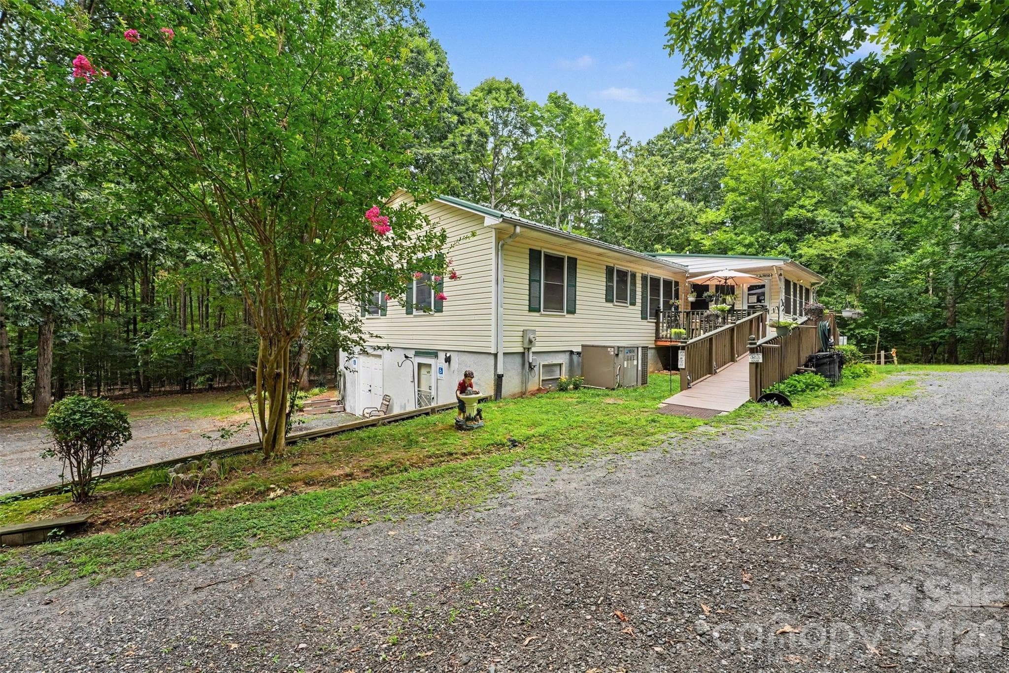 Single Family Residence at 5203 Winton Street, Kannapolis, photo 3 of 32
