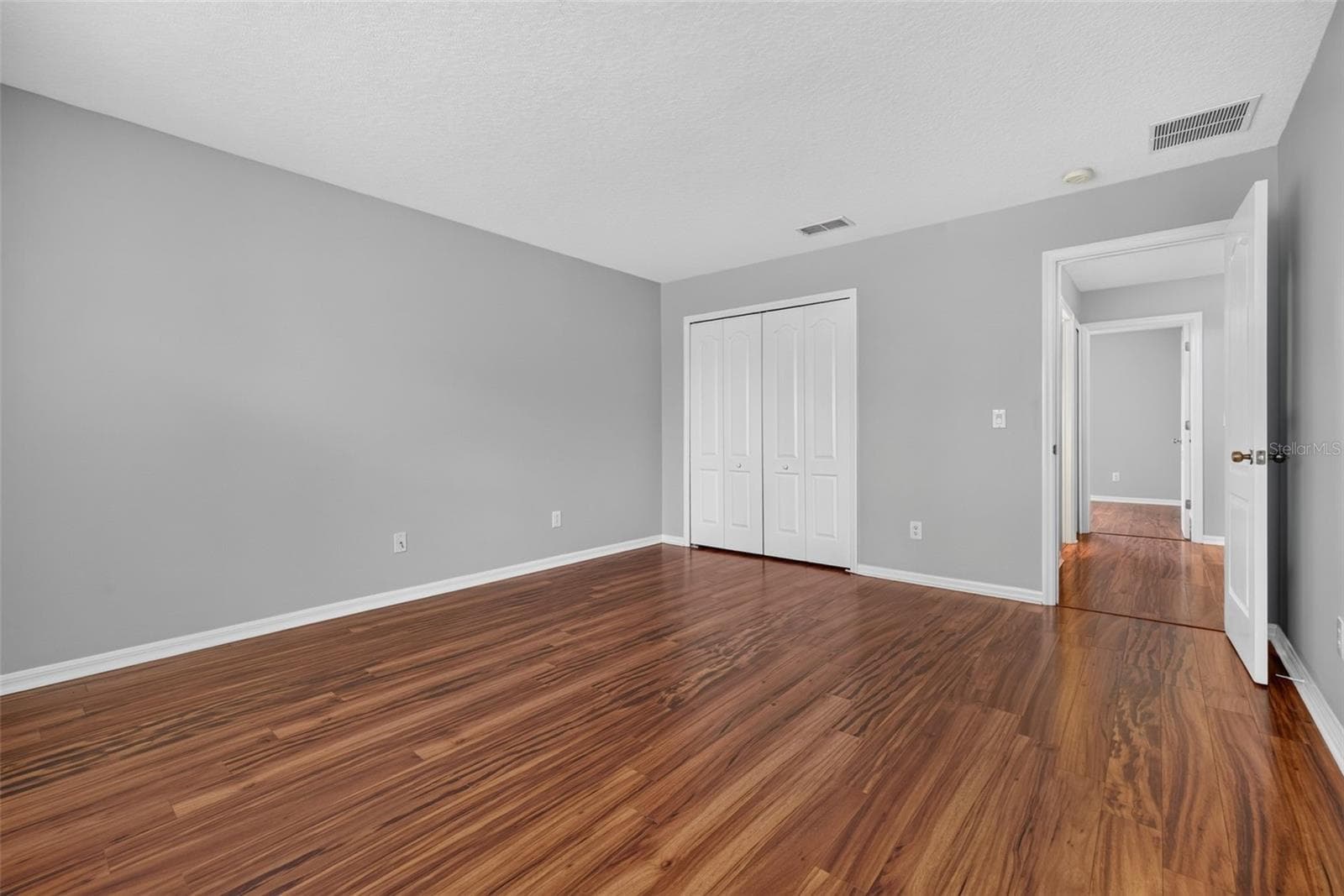 9931 HERON POINTE DR