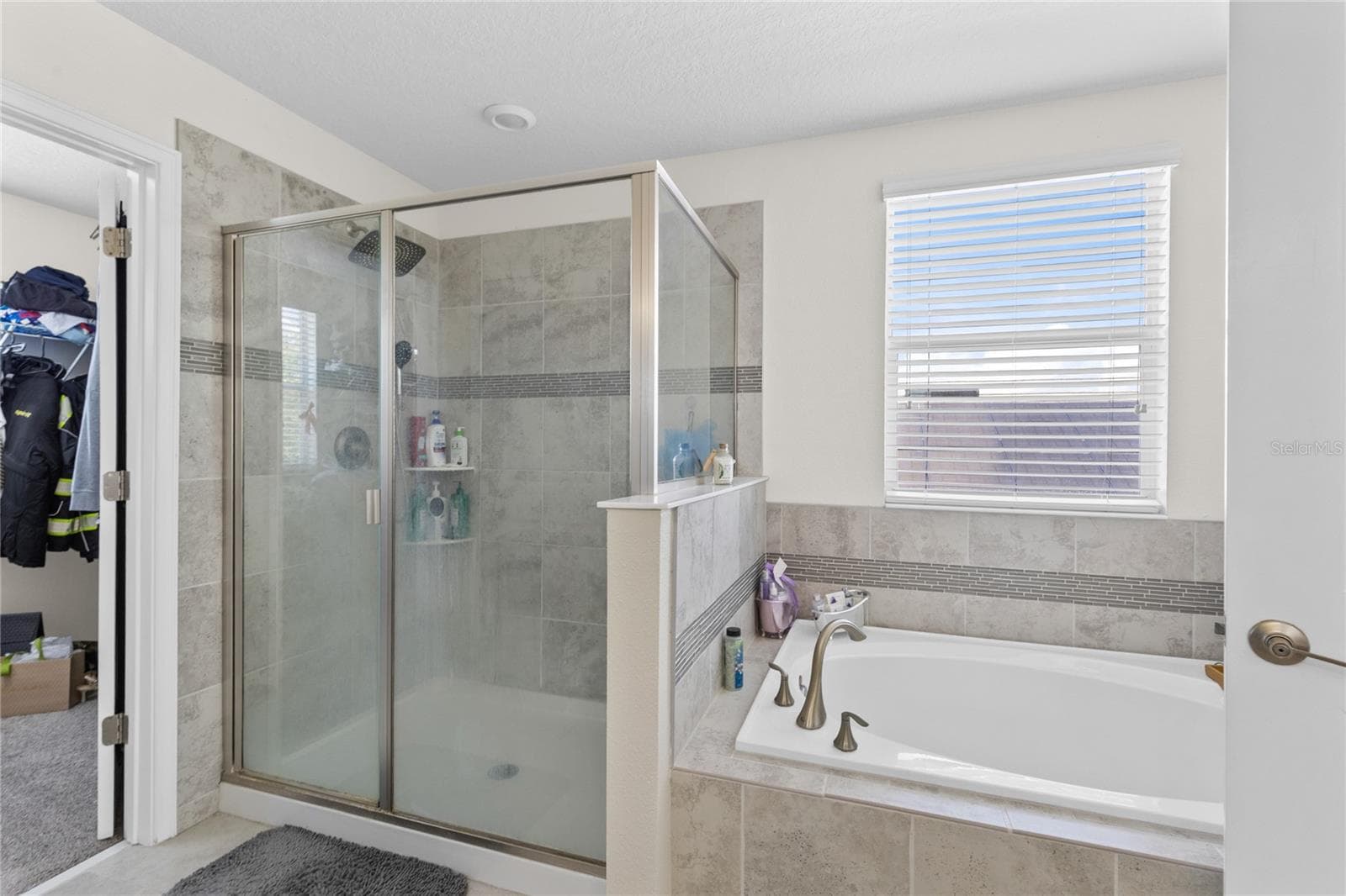 Primary Bath. - 12016 FICTION AVE, ORLANDO