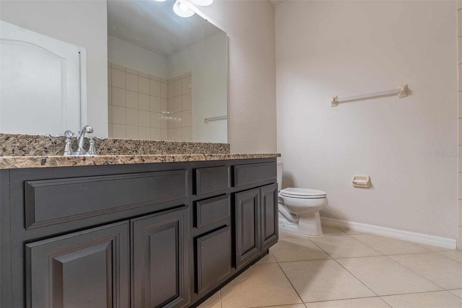 Single Family Residence at 12152 LEDBURY COMMONS DR, GIBSONTON, photo 14 of 43