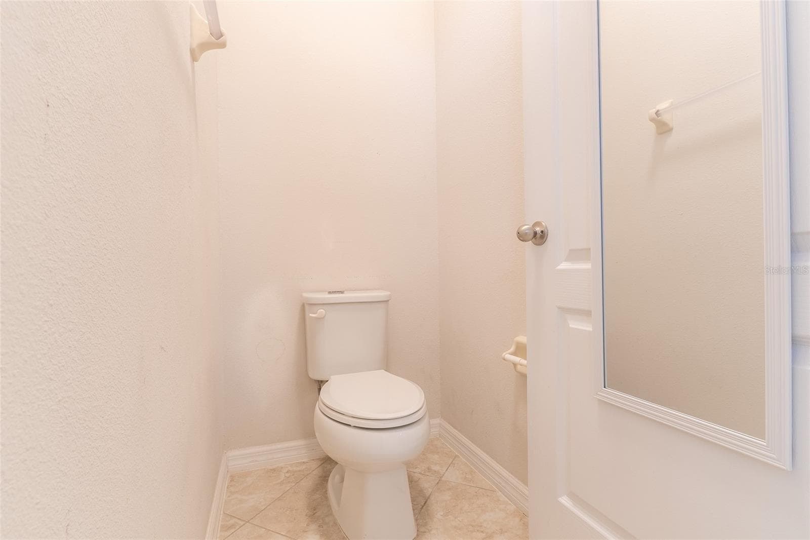 Single Family Residence at 12152 LEDBURY COMMONS DR, GIBSONTON, photo 24 of 43
