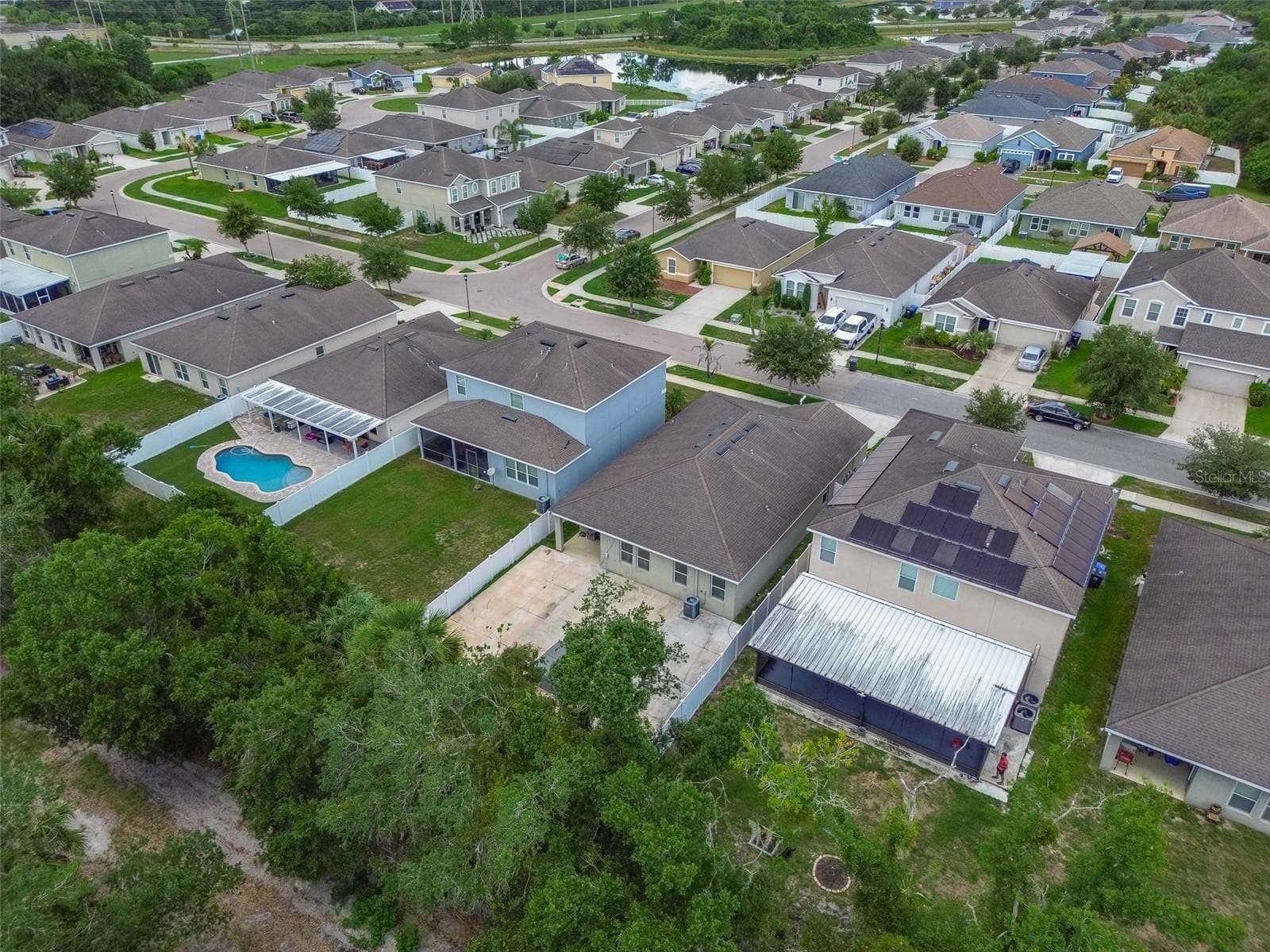 Single Family Residence at 12152 LEDBURY COMMONS DR, GIBSONTON, photo 31 of 43