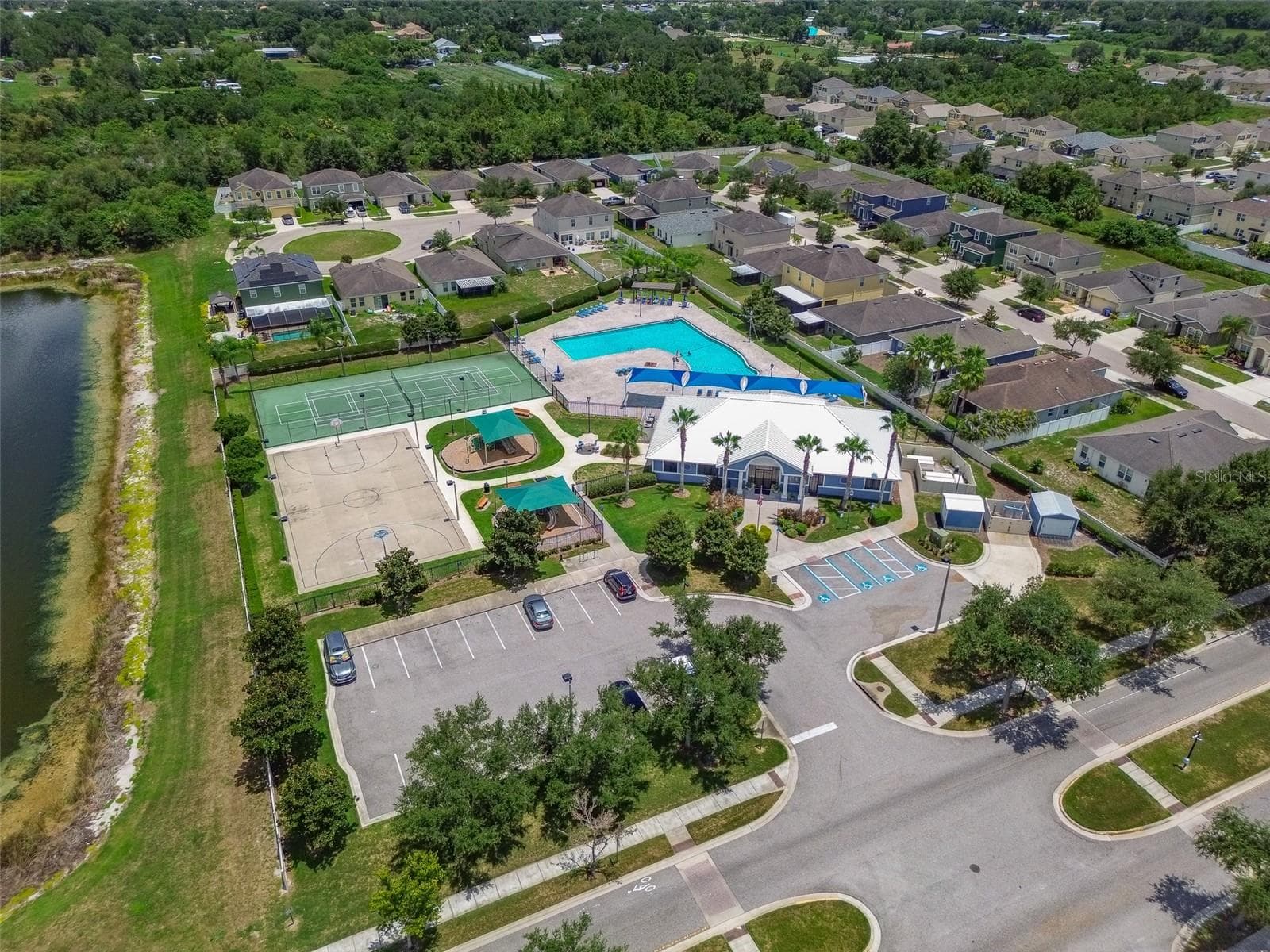 Single Family Residence at 12152 LEDBURY COMMONS DR, GIBSONTON, photo 35 of 43