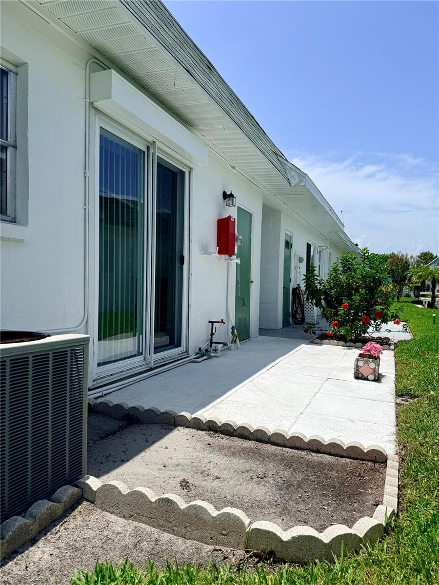 Villa at 7847 39TH TER N, ST PETERSBURG, photo 16 of 22