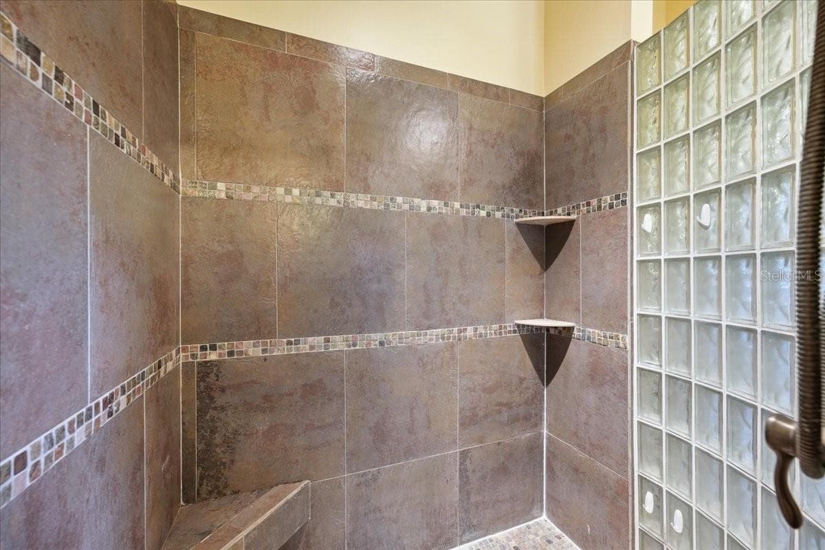 Walk-In Shower - 1719 7TH ST, SARASOTA