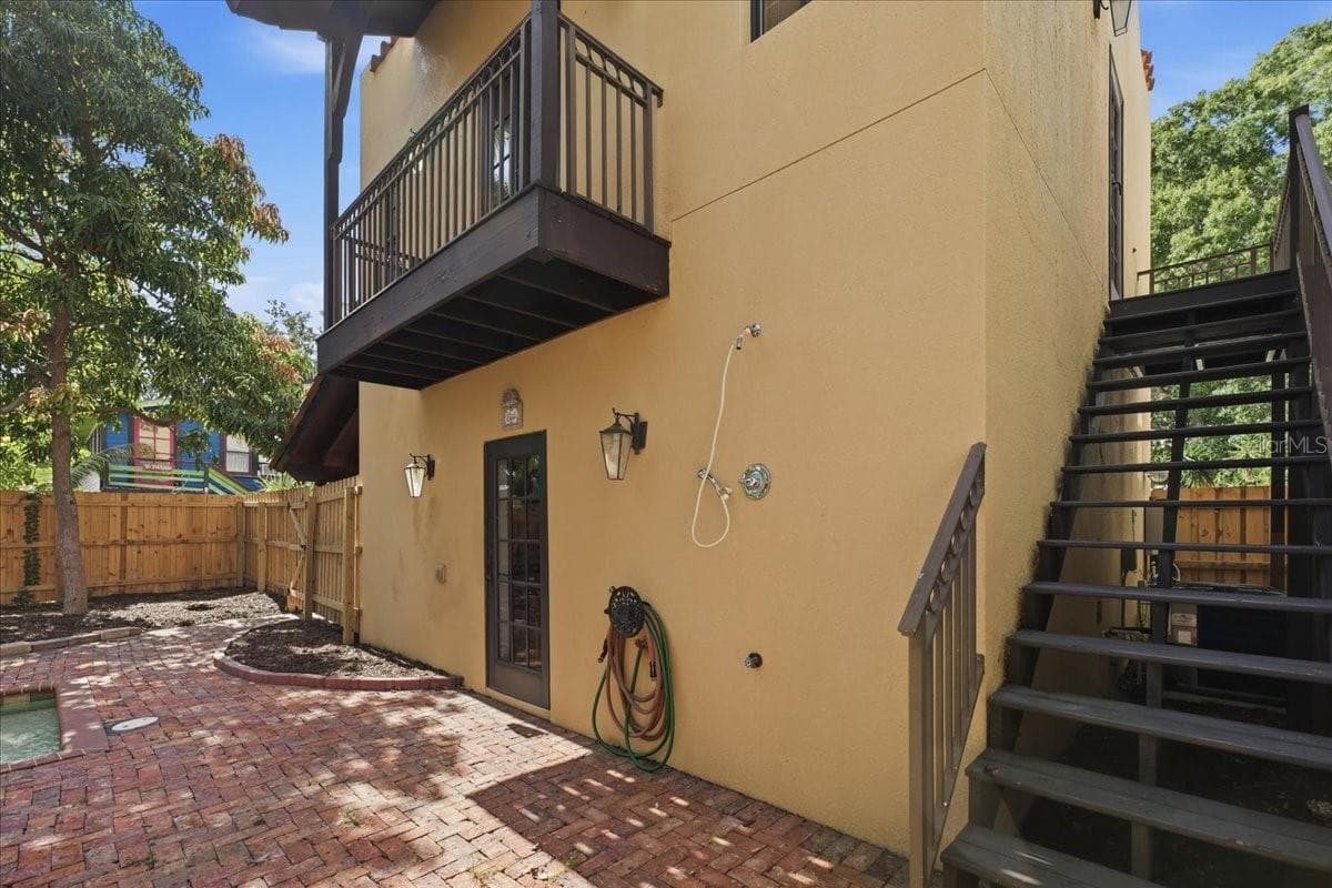 Private Entrance to Casita - 1719 7TH ST, SARASOTA