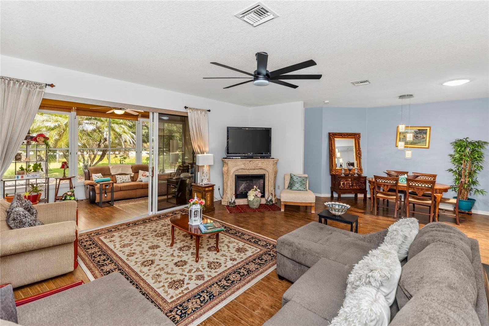 Single Family Residence at 3393 BALTIC SEA BLVD, TAVARES, photo 13 of 40