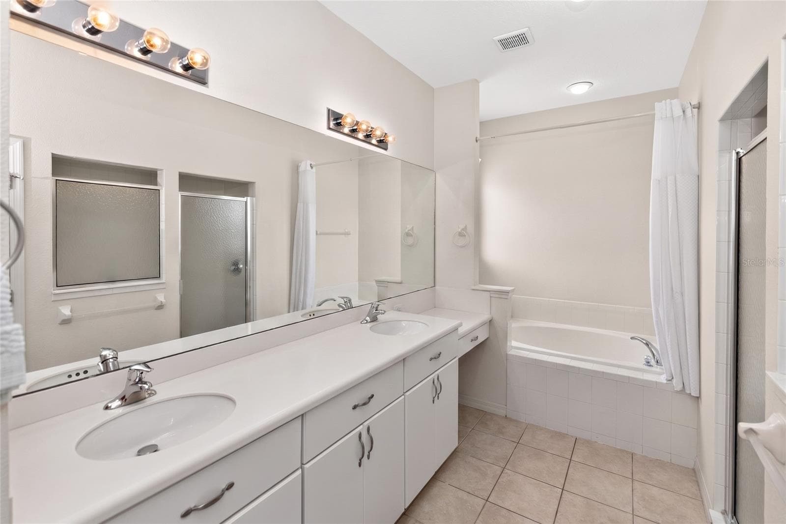 Single Family Residence at 3393 BALTIC SEA BLVD, TAVARES, photo 23 of 40