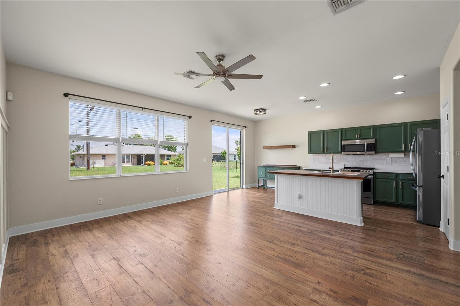 Single Family Residence at 25538 PRADA DR, PUNTA GORDA, photo 16 of 40