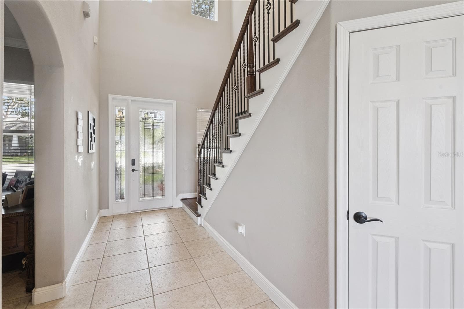 Single Family Residence at 1727 SOUTHERN OAK LOOP, MINNEOLA, photo 4 of 34