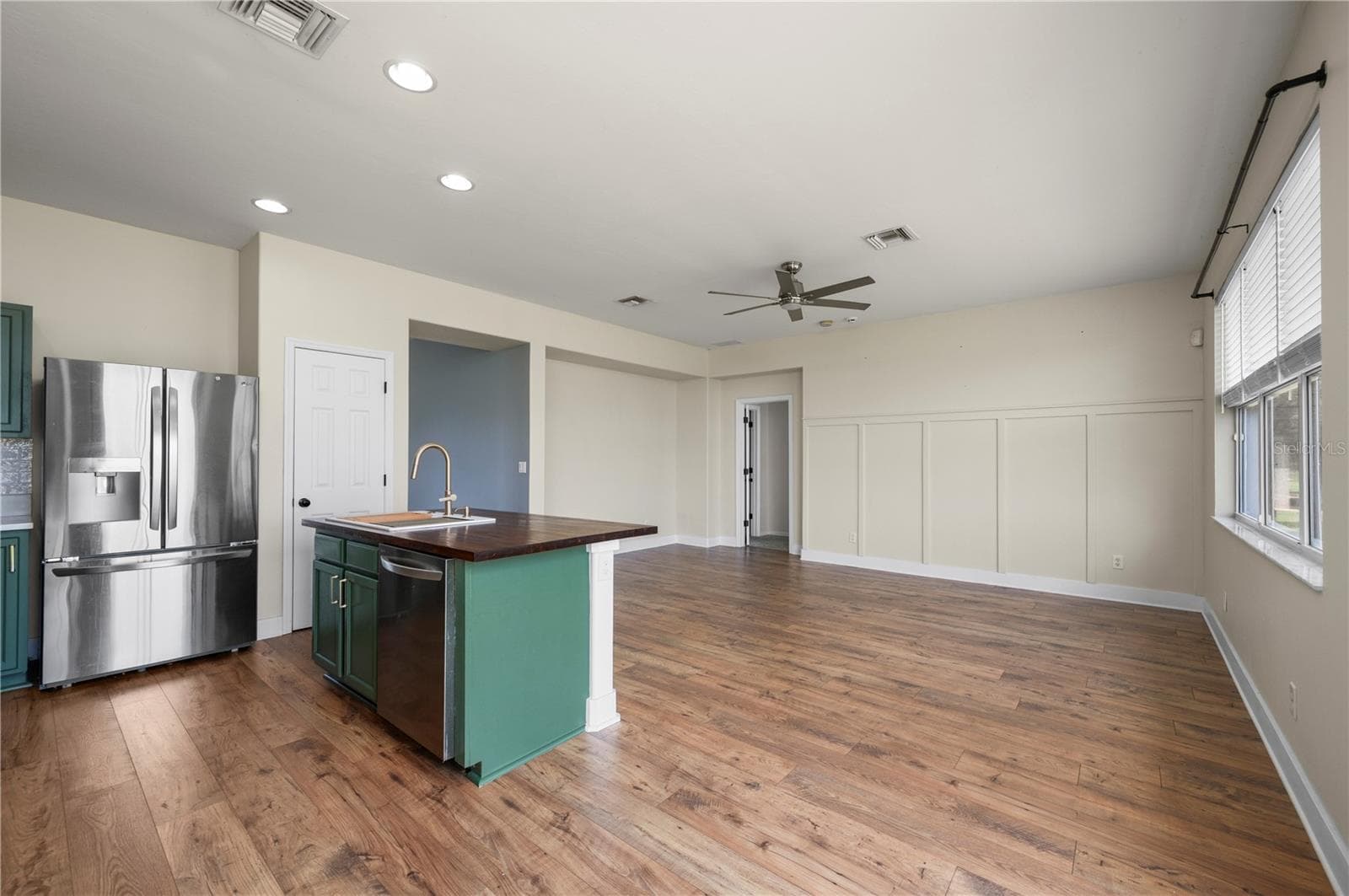Single Family Residence at 25538 PRADA DR, PUNTA GORDA, photo 13 of 40