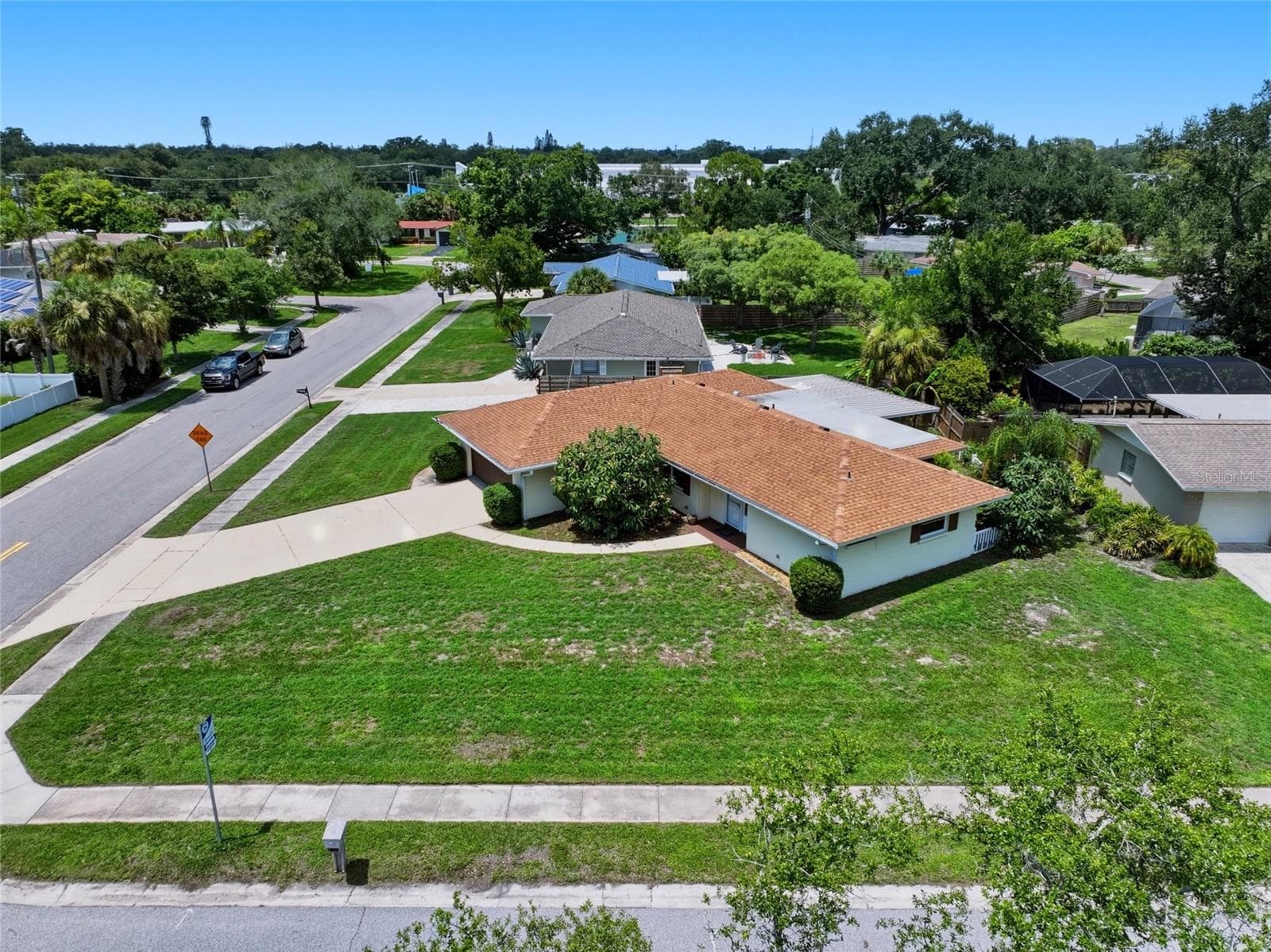 Single Family Residence at 2711 GULF GATE DR, SARASOTA, photo 28 of 30