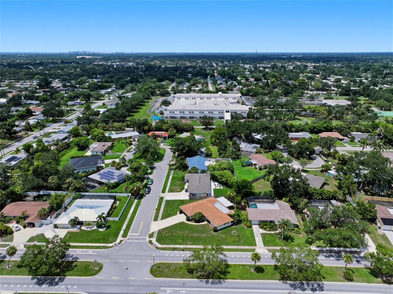 Single Family Residence at 2711 GULF GATE DR, SARASOTA, photo 29 of 30
