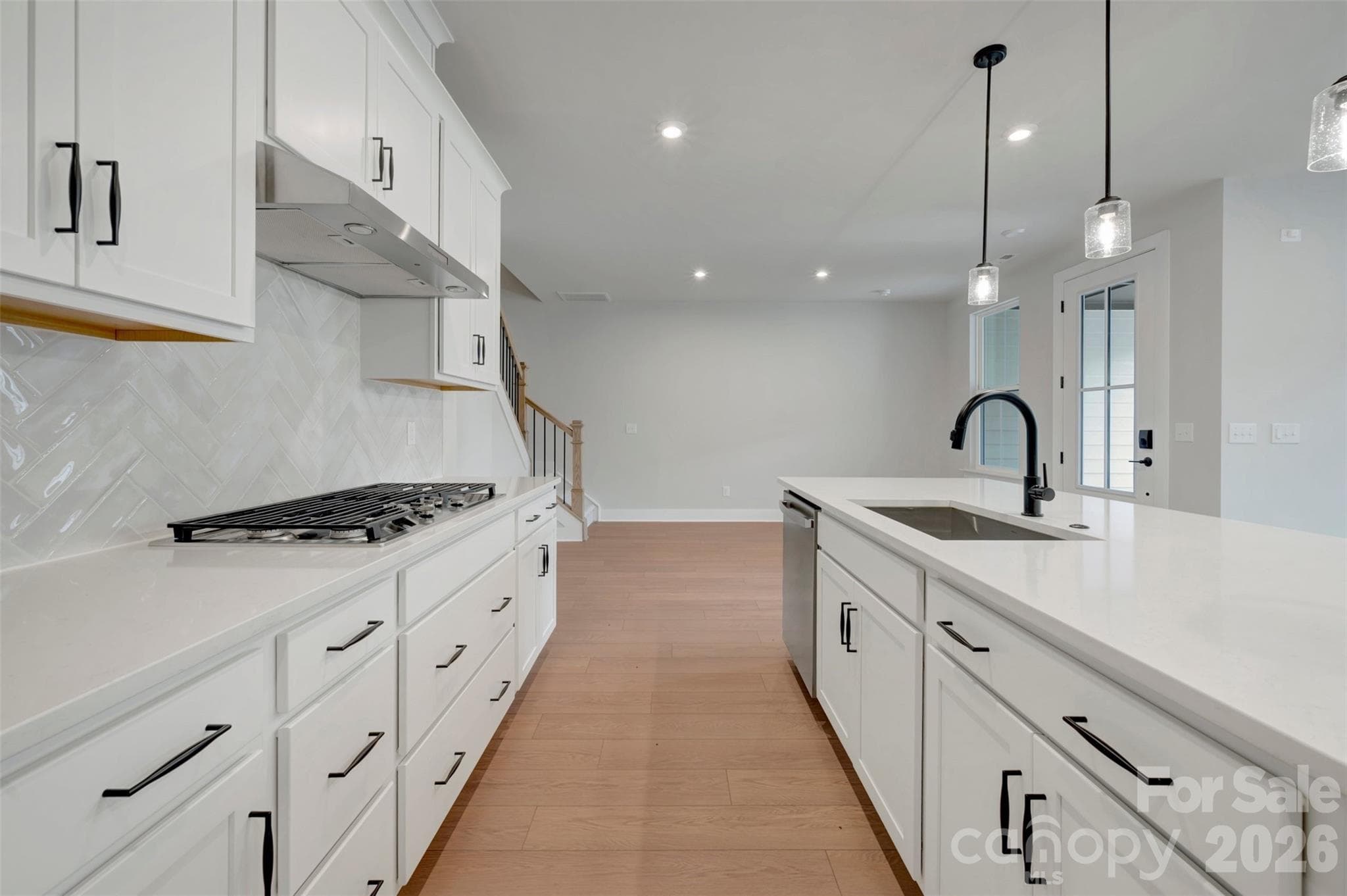 Gas cooktop - 314 Ardmore Drive, Belmont