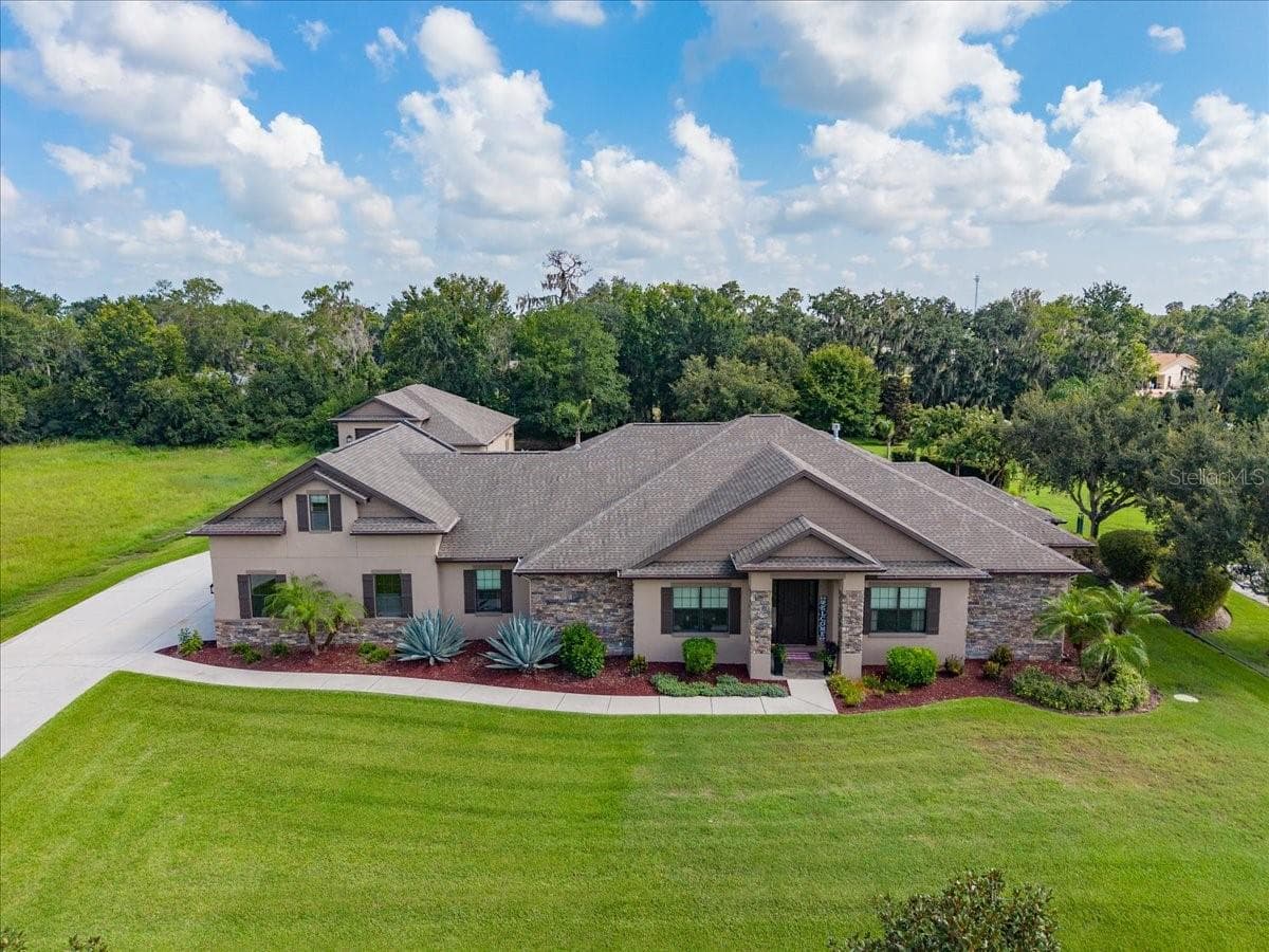 408 HAWK TALON DR