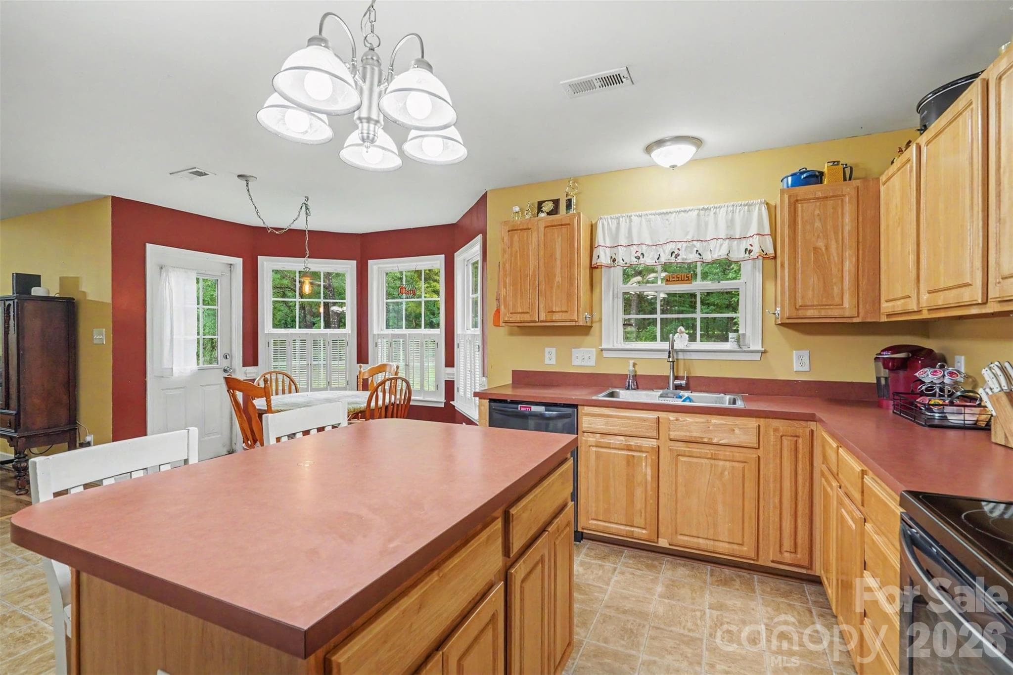 Single Family Residence at 2700 Loxdale Farms Drive, Monroe, photo 11 of 28
