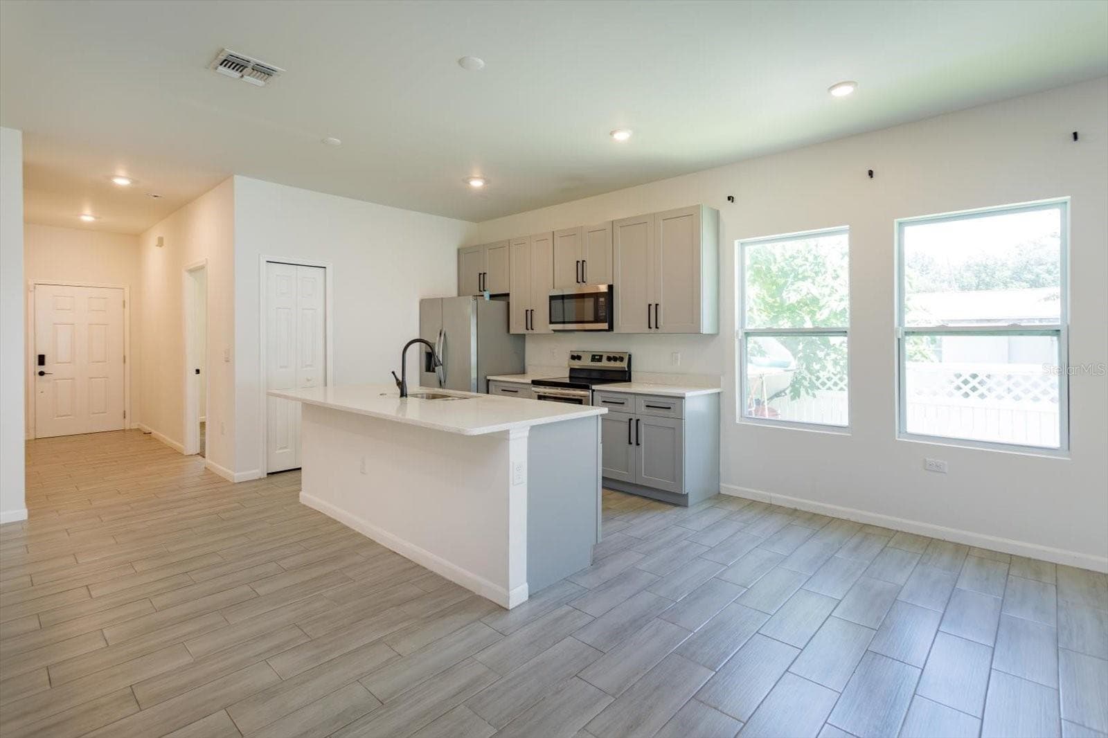 Single Family Residence at 1022 36TH, ORLANDO, photo 4 of 22
