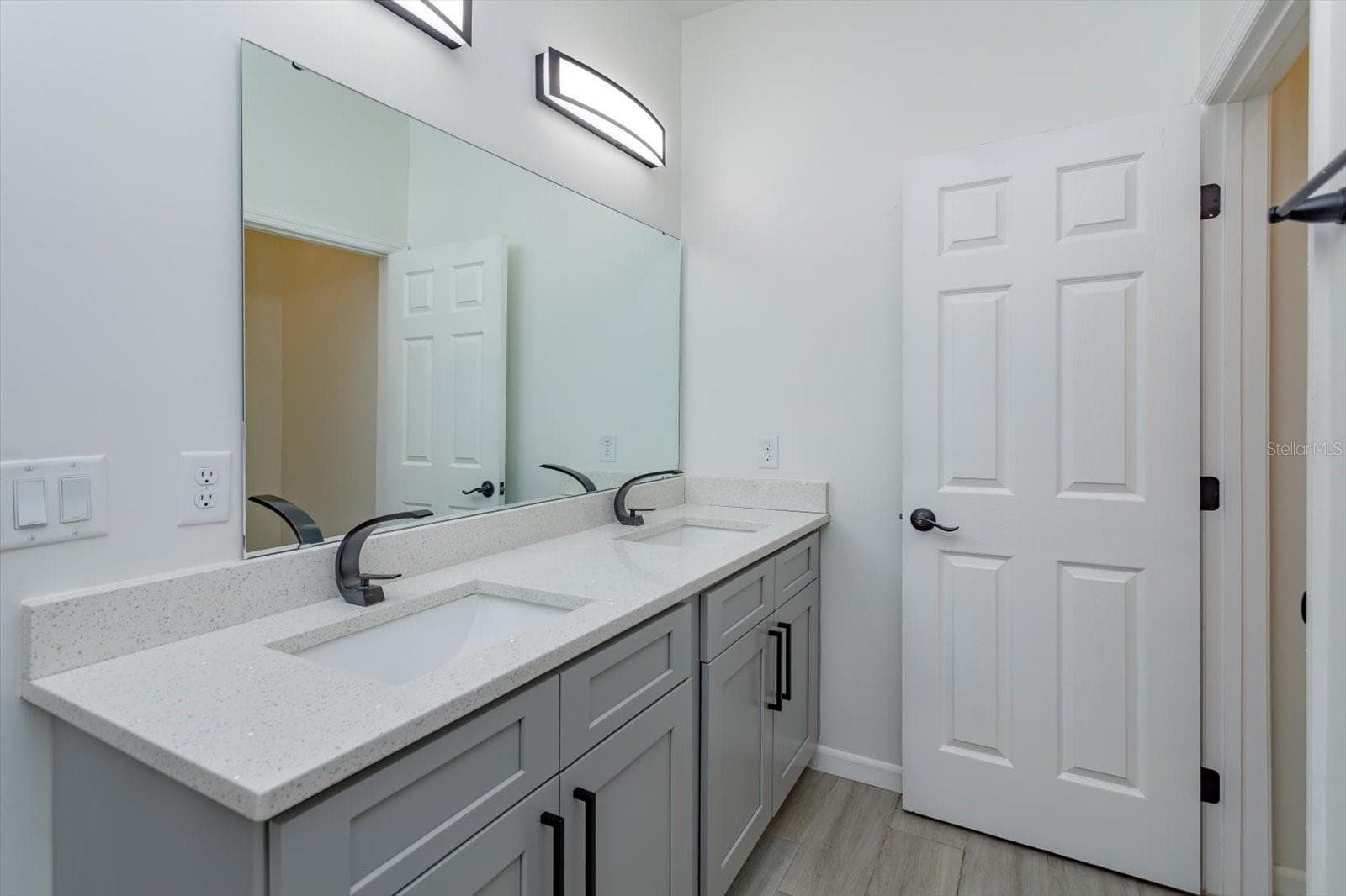 Single Family Residence at 1022 36TH, ORLANDO, photo 15 of 22