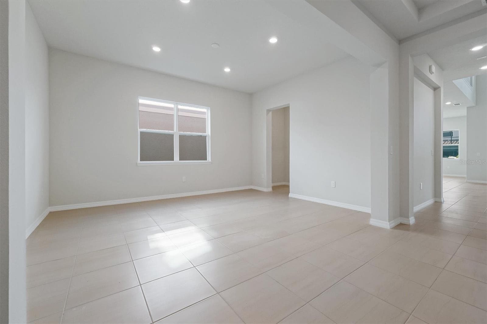 Single Family Residence at 8399 PARK CLIFF WAY, ORLANDO, photo 6 of 65
