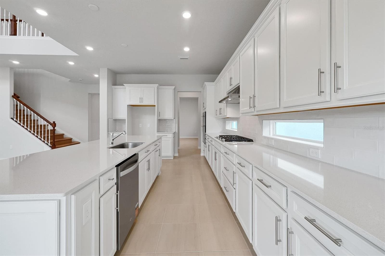 Single Family Residence at 8399 PARK CLIFF WAY, ORLANDO, photo 12 of 65