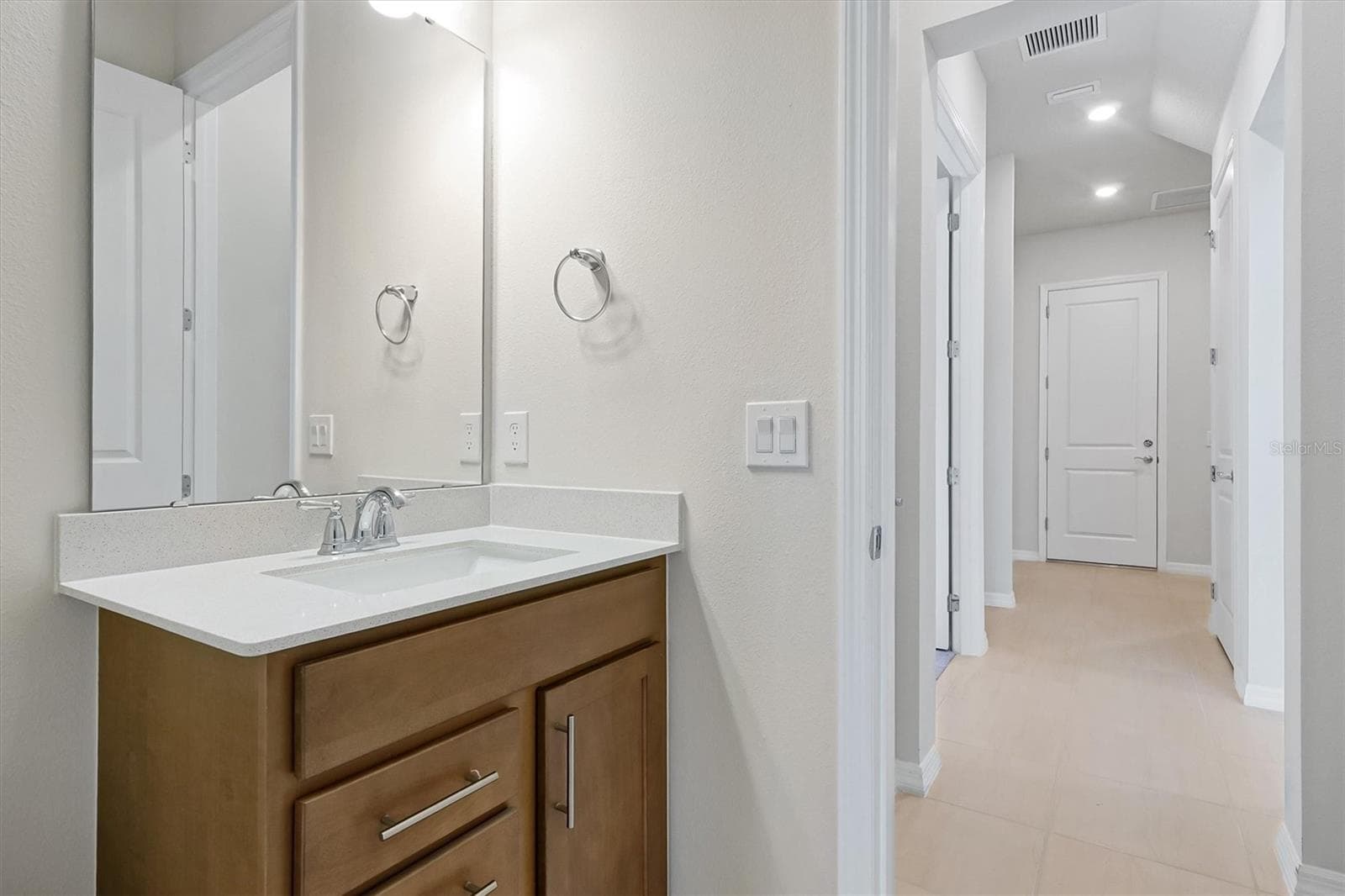 Single Family Residence at 8399 PARK CLIFF WAY, ORLANDO, photo 19 of 65