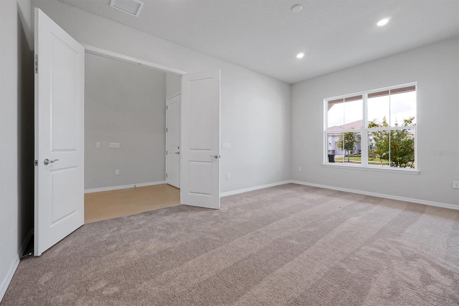 Single Family Residence at 8399 PARK CLIFF WAY, ORLANDO, photo 24 of 65