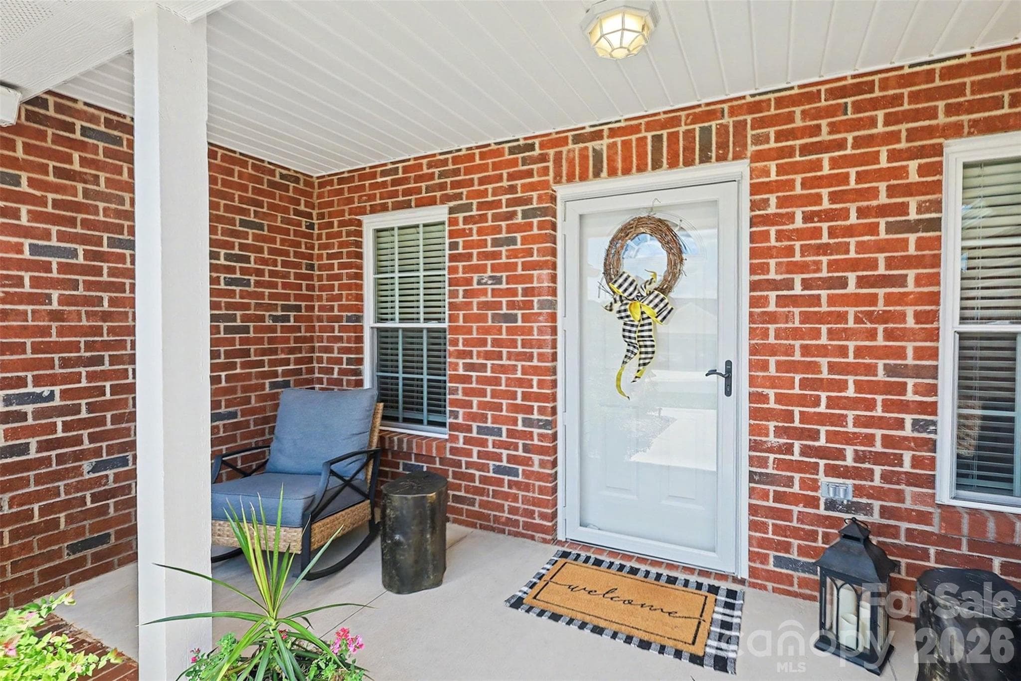 front entry - 105 Kingston Place, Spindale