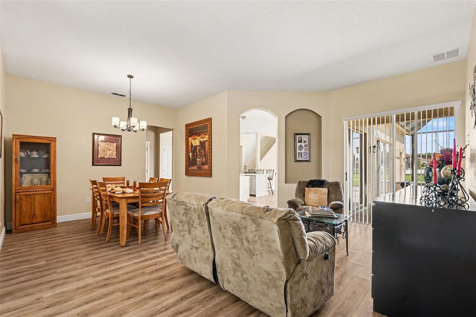 Single Family Residence at 25741 RISEN STAR DR, WESLEY CHAPEL, photo 8 of 29
