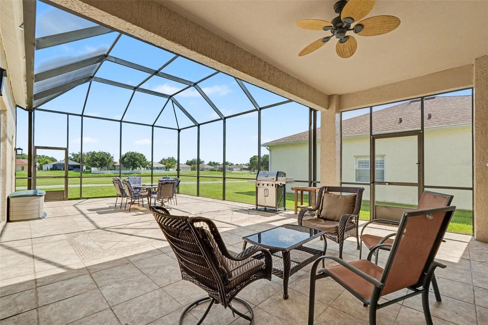 Single Family Residence at 25741 RISEN STAR DR, WESLEY CHAPEL, photo 4 of 29