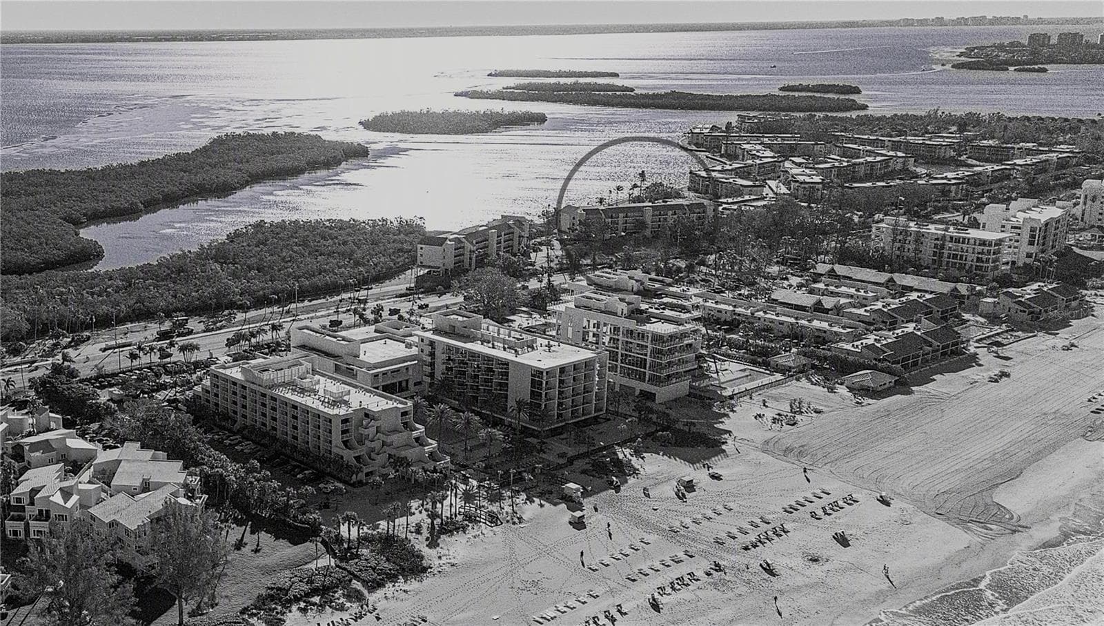 Steps to both Sarasota Bay and the Gulf! - 4500 GULF OF MEXICO DR #206, LONGBOAT KEY