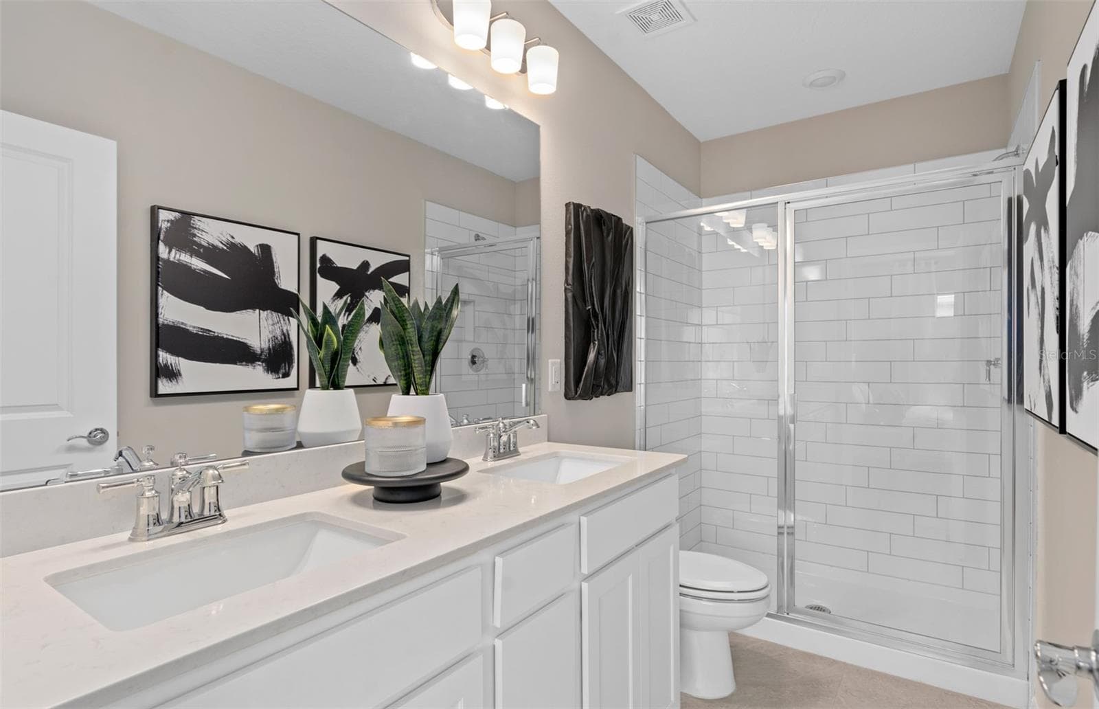 Model Home Design Only. Pictures and furnishings are for illustrative purposes only. Elevations, colors and options may vary. Furniture is for model home staging only.? - 4697 SUNNY CITRUS LANE, CLERMONT