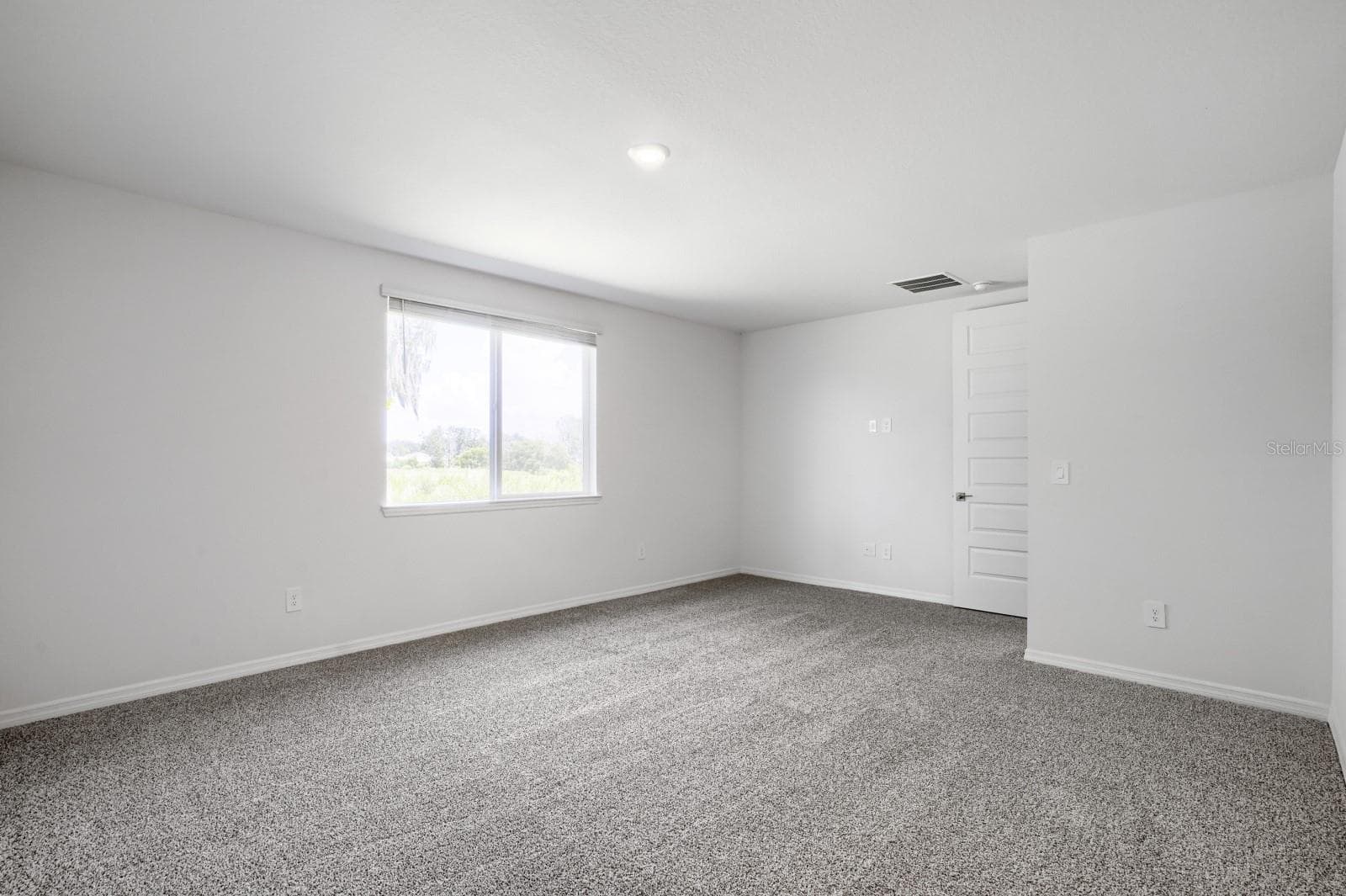 Single Family Residence at 2332 CITRUS BLOOM DR, BARTOW, photo 4 of 34