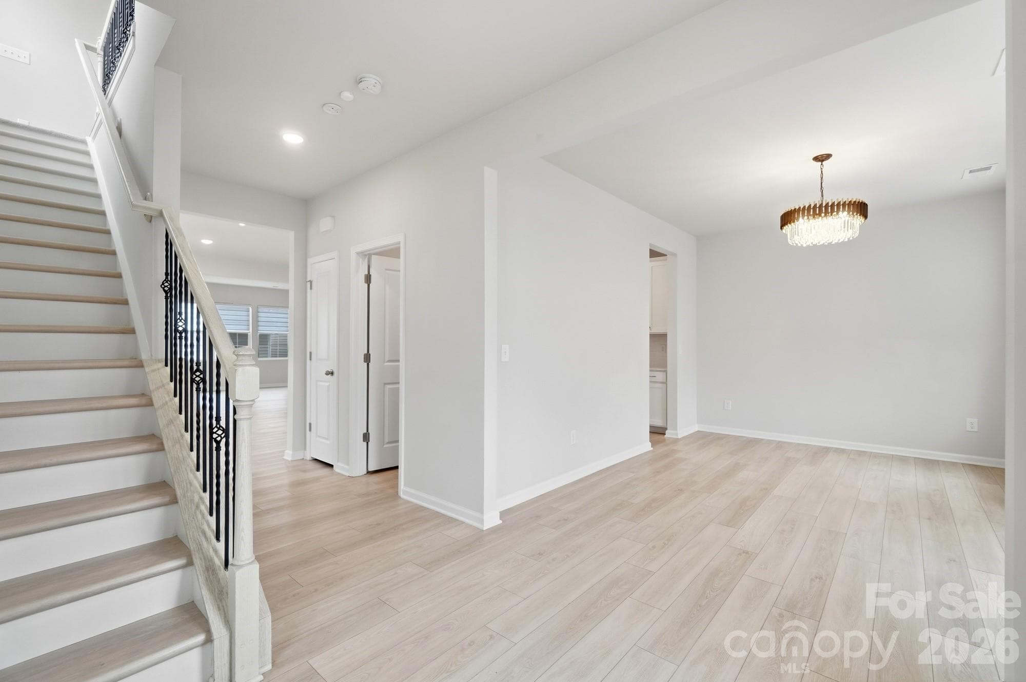 Townhouse at 13905 Castle Nook Drive, Charlotte, photo 5 of 35
