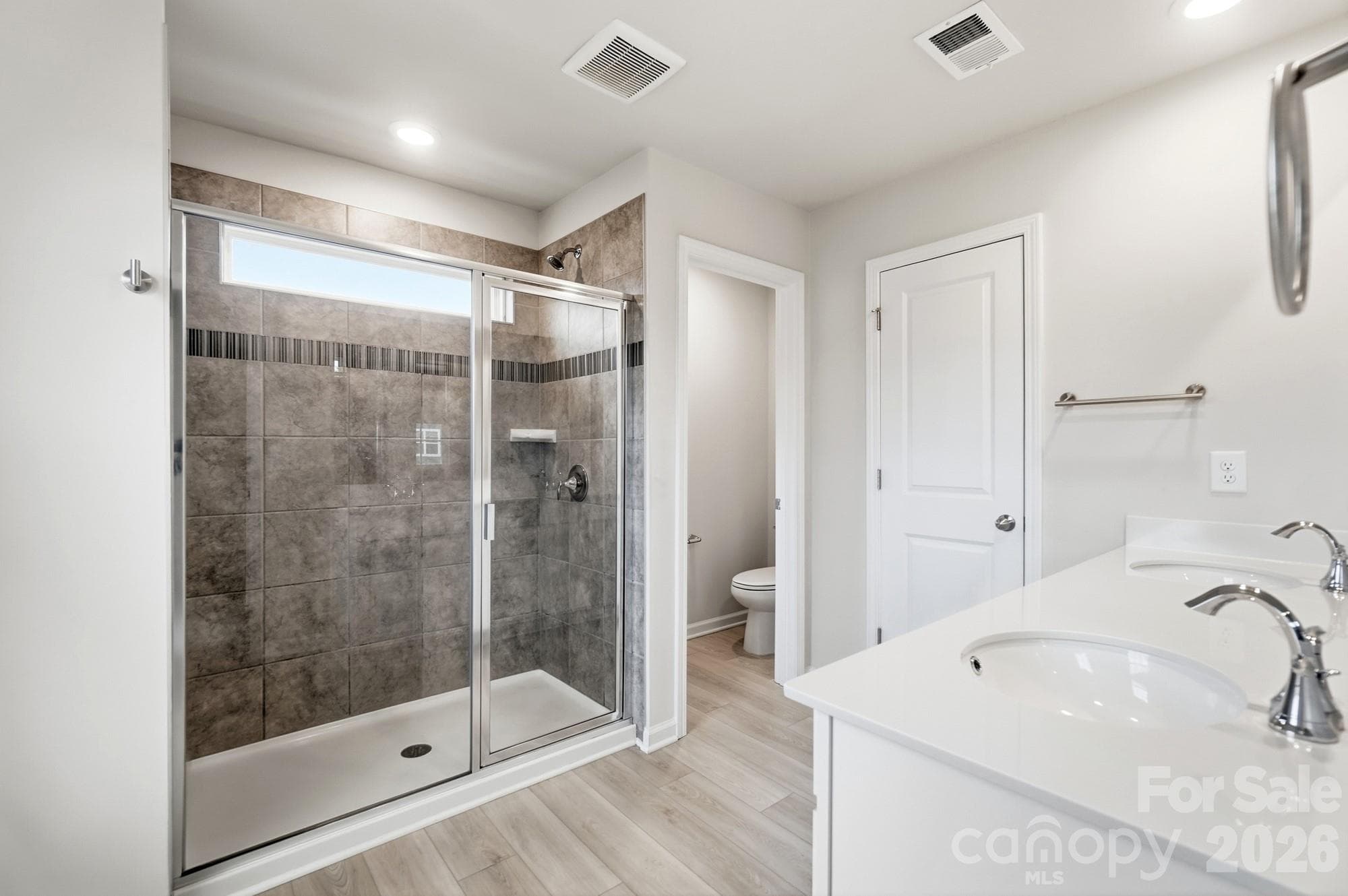 Townhouse at 13905 Castle Nook Drive, Charlotte, photo 23 of 35