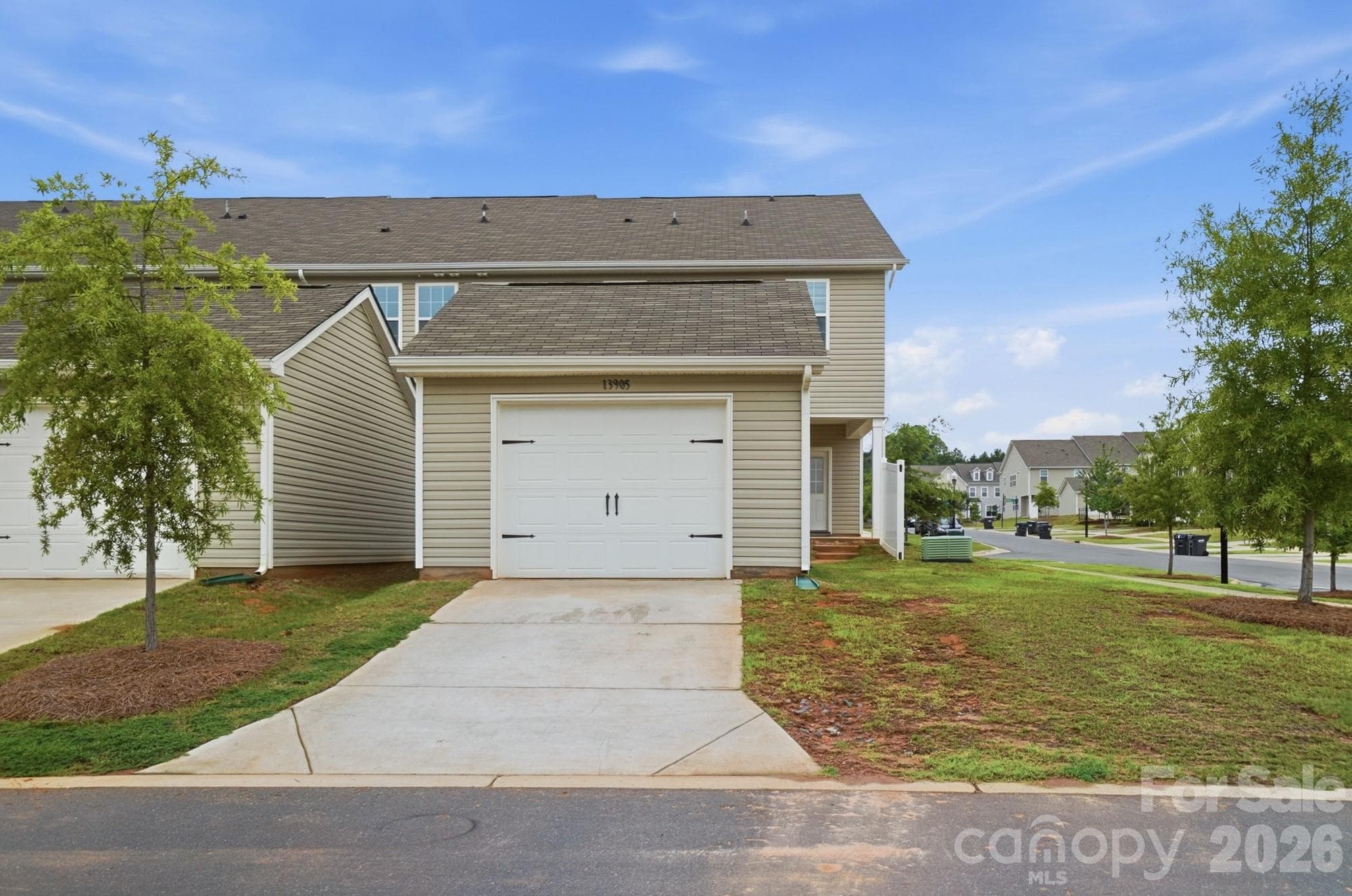 Townhouse at 13905 Castle Nook Drive, Charlotte, photo 32 of 35