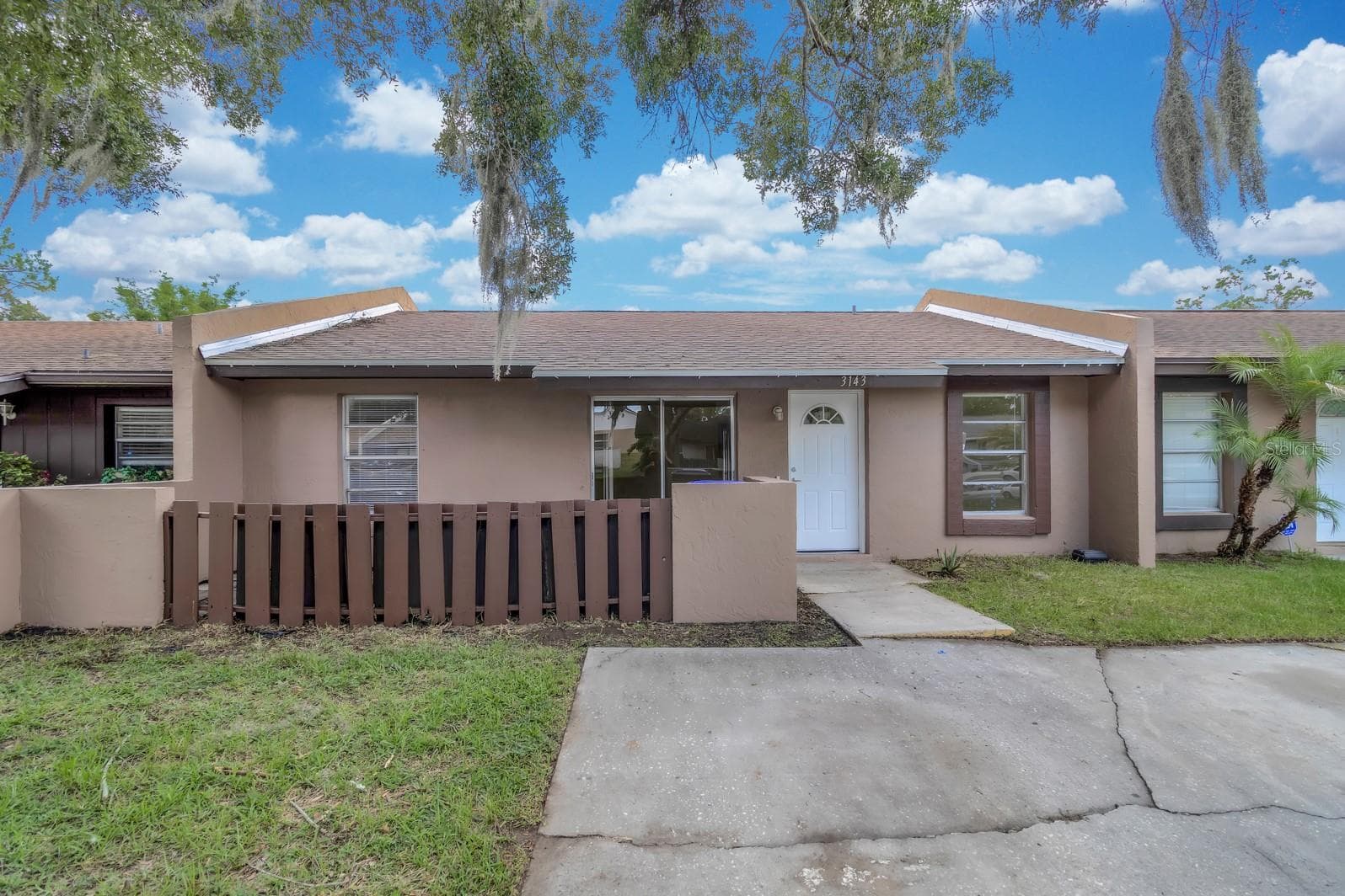 Villa at 3143 STONECASTLE RD, ORLANDO, photo 2 of 15