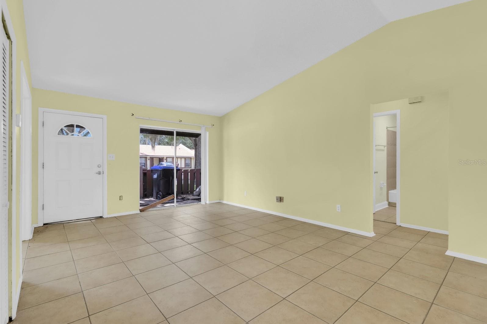 Villa at 3143 STONECASTLE RD, ORLANDO, photo 3 of 15