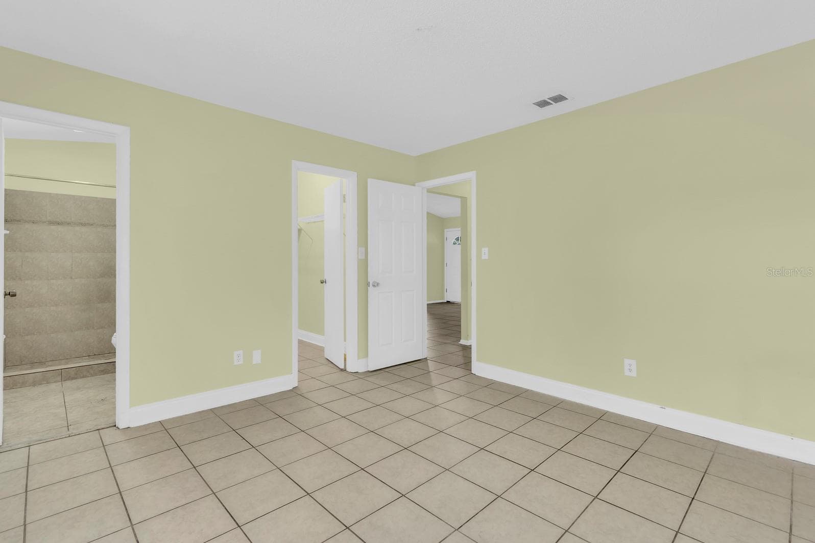 Villa at 3143 STONECASTLE RD, ORLANDO, photo 9 of 15