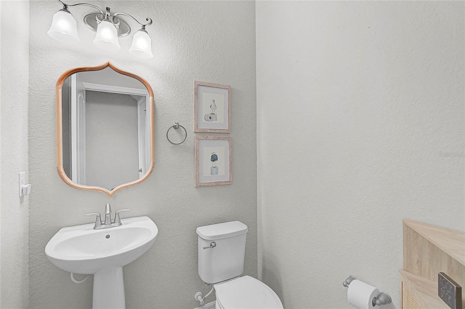 Single Family Residence at 20275 GRANLAGO DR, VENICE, photo 20 of 63