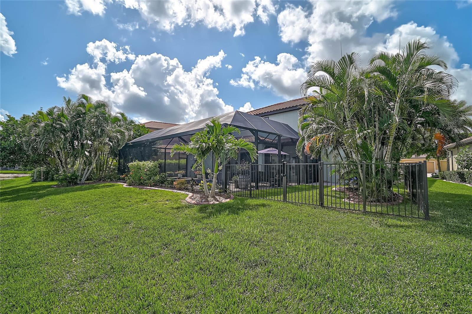 Single Family Residence at 20275 GRANLAGO DR, VENICE, photo 43 of 63