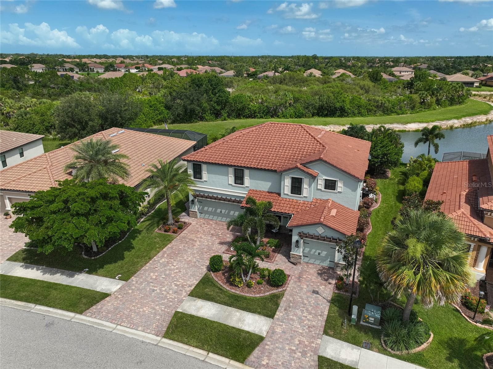 Single Family Residence at 20275 GRANLAGO DR, VENICE, photo 49 of 63