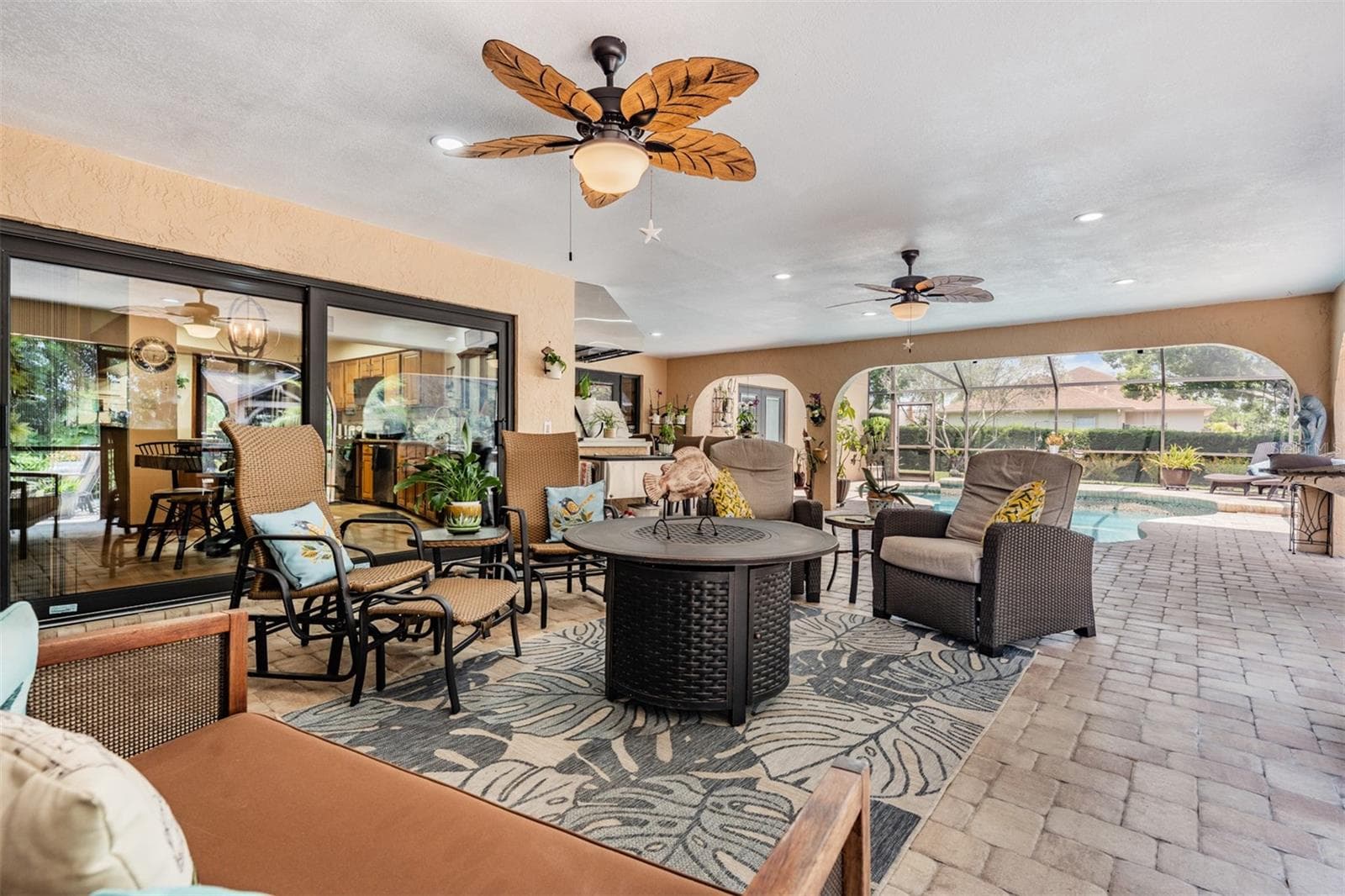Single Family Residence at 13203 SPINDLEWYCK CV, RIVERVIEW, photo 33 of 55