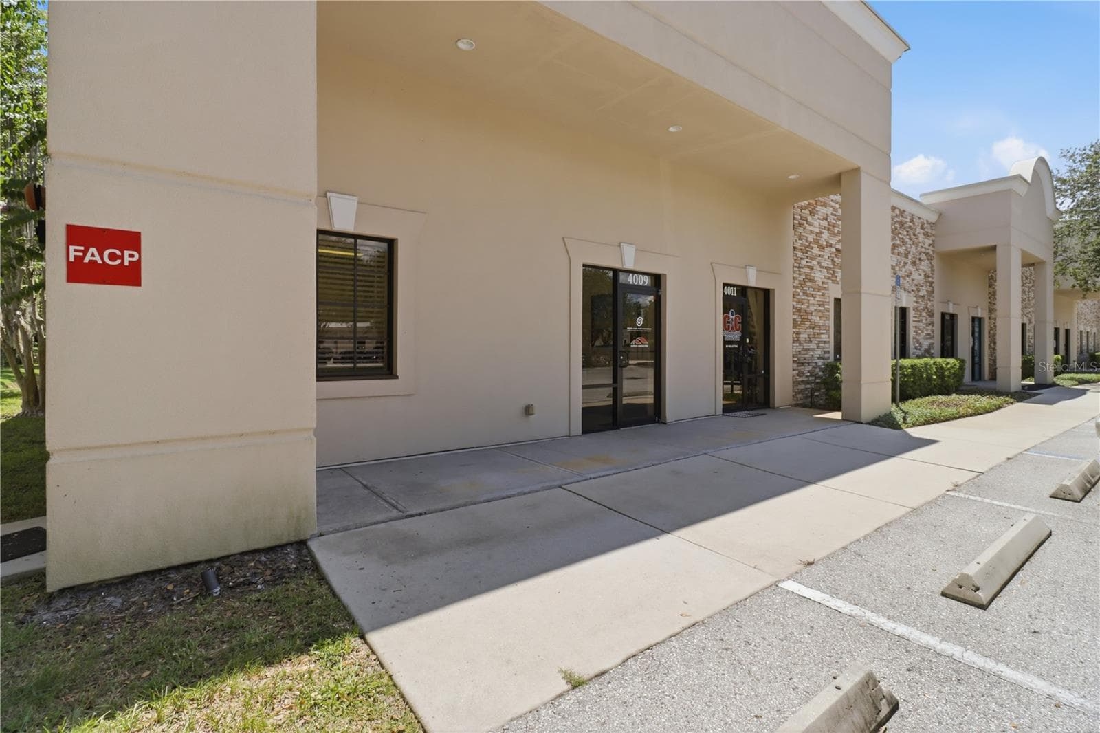 Business at 4009 W 1ST ST, SANFORD, photo 2 of 44