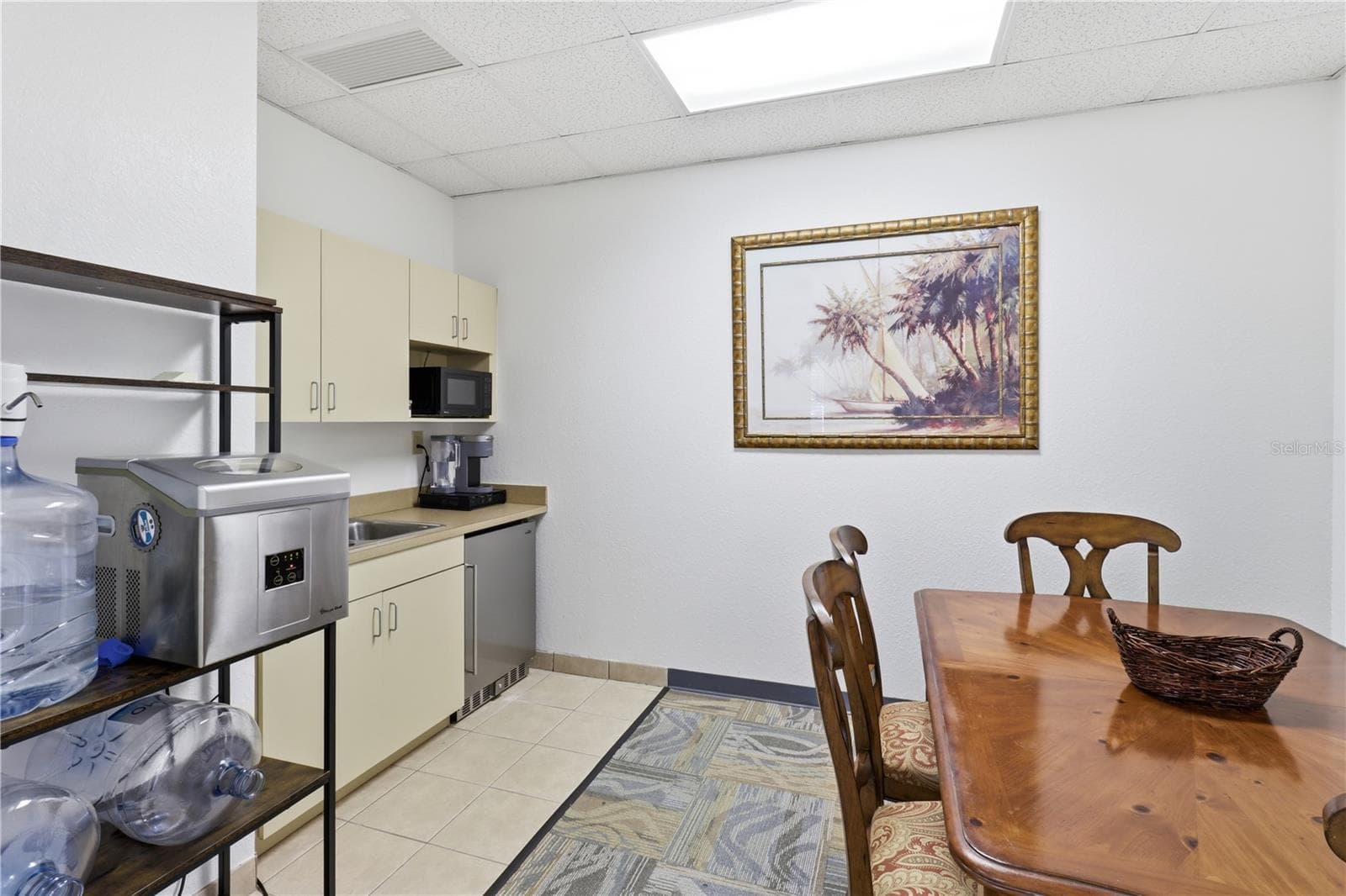 Business at 4009 W 1ST ST, SANFORD, photo 23 of 44