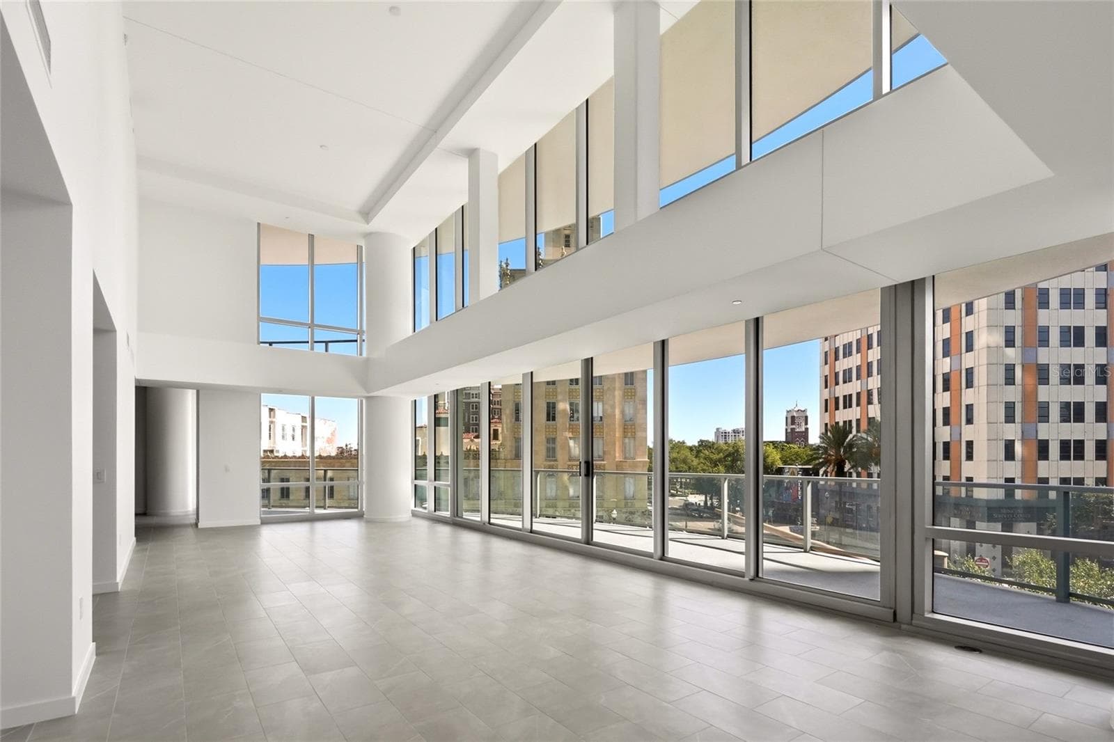 Condominium at 400 CENTRAL AVE #407, ST PETERSBURG, photo 6 of 59