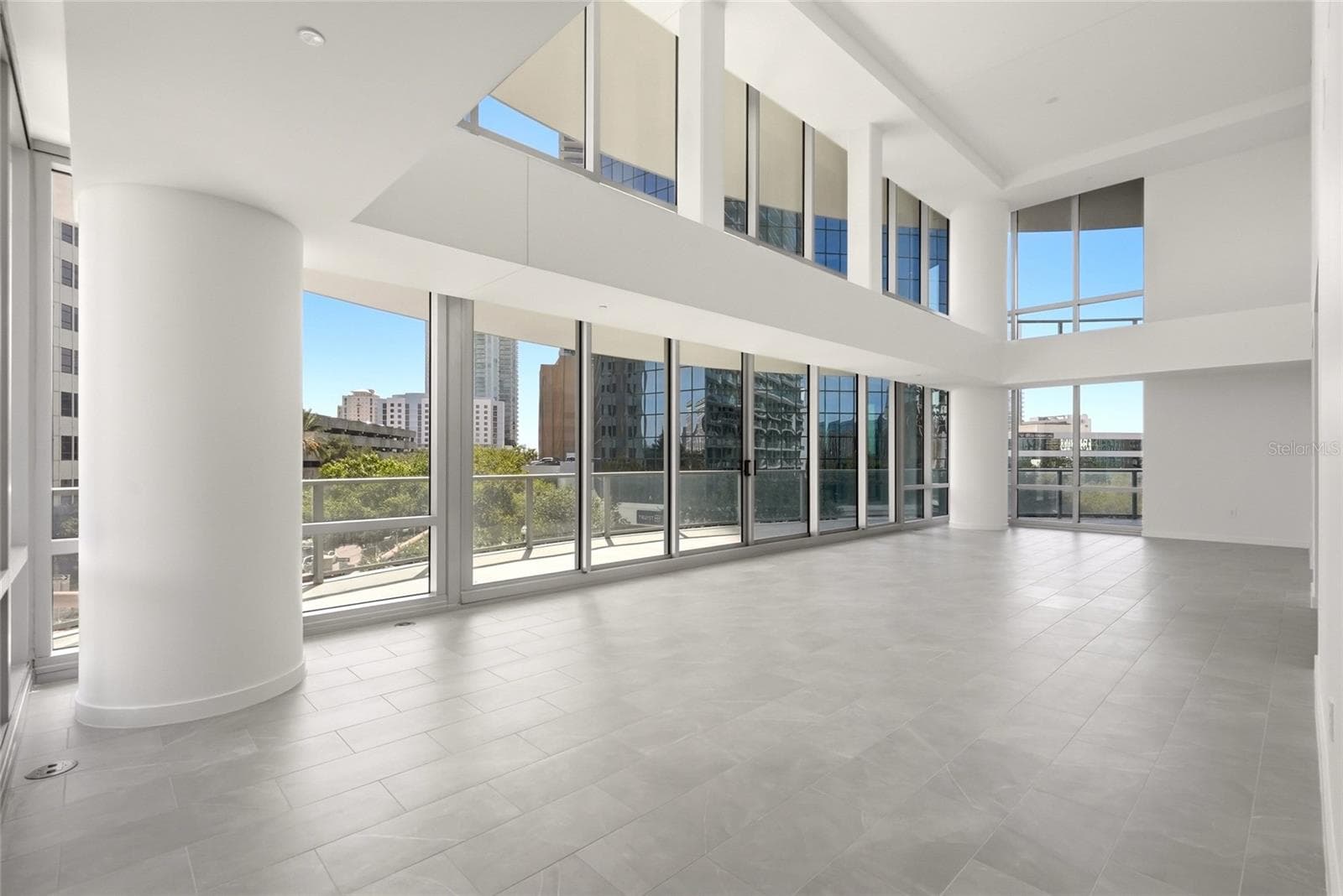 Condominium at 400 CENTRAL AVE #407, ST PETERSBURG, photo 7 of 59