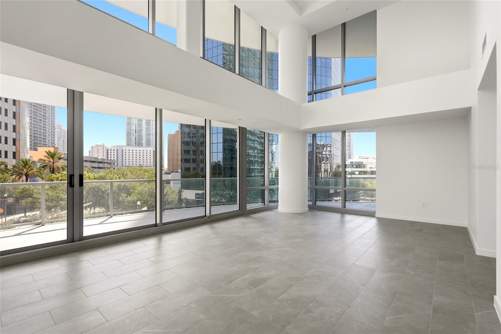 Condominium at 400 CENTRAL AVE #407, ST PETERSBURG, photo 8 of 59