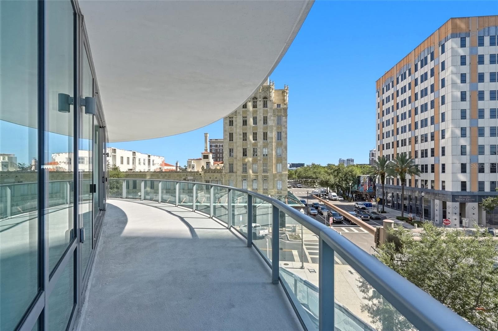 Condominium at 400 CENTRAL AVE #407, ST PETERSBURG, photo 11 of 59