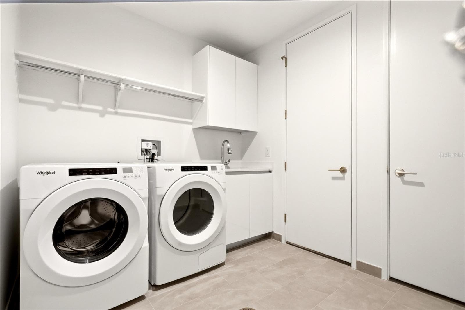 Condominium at 400 CENTRAL AVE #407, ST PETERSBURG, photo 15 of 59