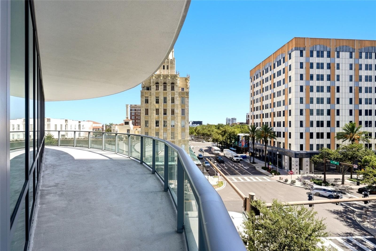 Condominium at 400 CENTRAL AVE #407, ST PETERSBURG, photo 23 of 59